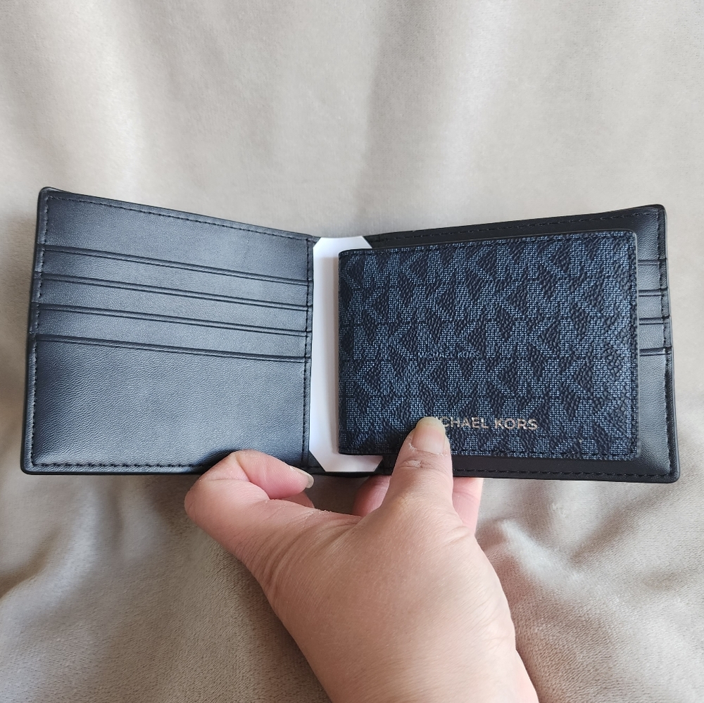 MICHAEL KORS Mens Billfold Wallet - Picture 5 of 7